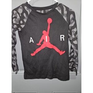 Small 8-10 Boys Air Jordan Top NWOT